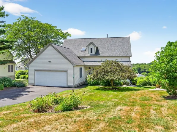 86 Fairway Dr Unit 86, North Dartmouth, MA 02747