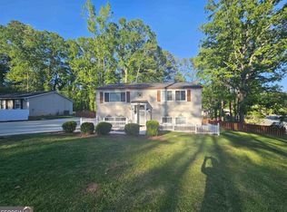 100 Kings Ridge Dr, Peachtree City, GA 30269