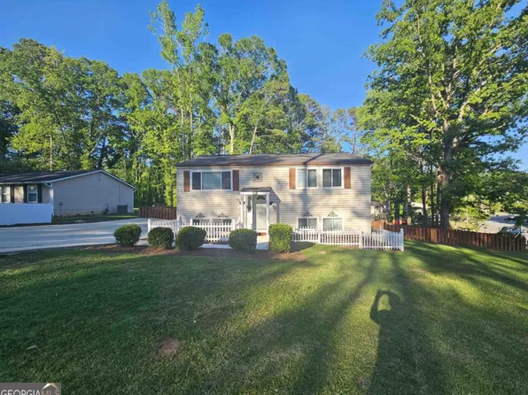 100 Kings Ridge Dr, Peachtree City, GA 30269