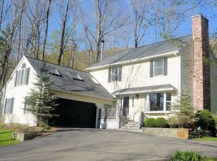 15 Eagleshead Rd, Ithaca, NY 14850