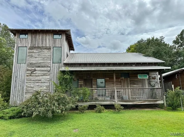 2905 9th St, Northport, AL 35476