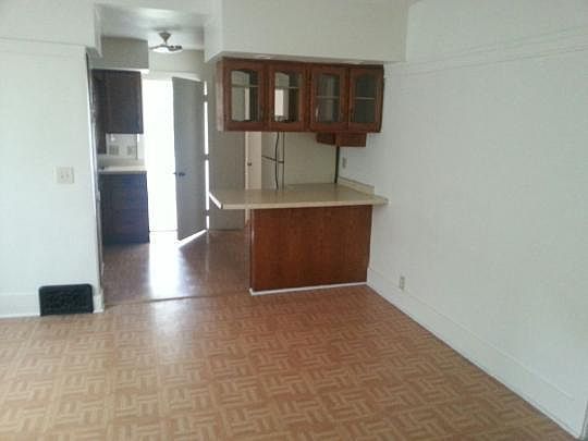 2nd image of 828 Benton Ave