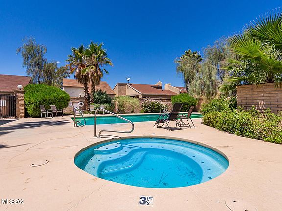 4th image of 7510 E Beach Dr