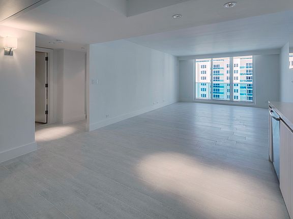 5th image of 102 24th St. #1412