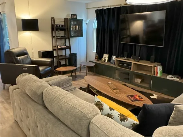 3145 E Flamingo Rd APT 1095, Las Vegas, NV 89121