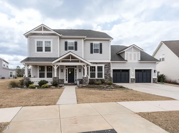 312 Cedar Wren Ln, Holly Springs, NC 27540