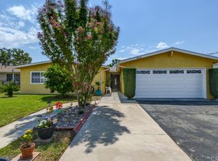 924 Ashfield Ave, Pomona, CA 91767