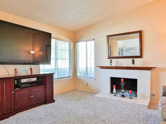 3rd image of 2084 W Universal Ave