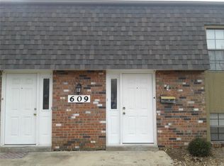 609 White Oak Dr APT 3, O Fallon, IL 62269