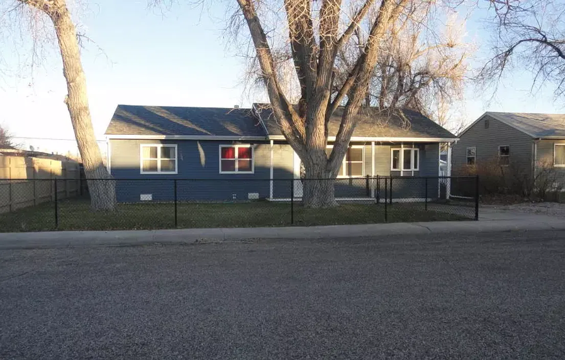 821 Derington Avenue - 1 — Photo 1
