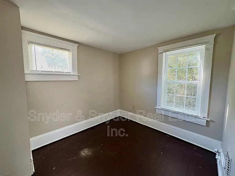 141 Fulton St — Photo 9