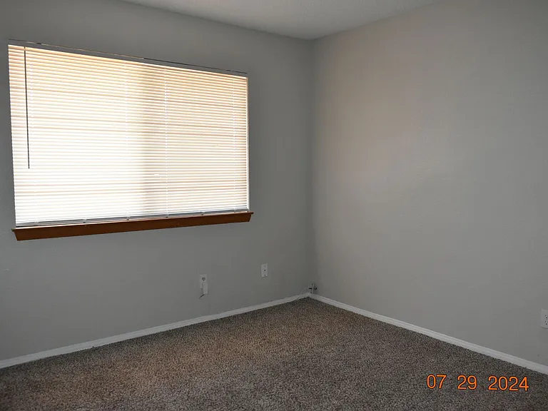 8100 Fernwood Ave — Photo 14