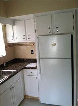 5th image of 18706 NE 18th Ave APT 205