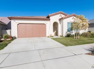 10026 Besancon Way, Bakersfield, CA 93306
