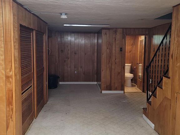 3rd image of 1044 Yeadon Ave
