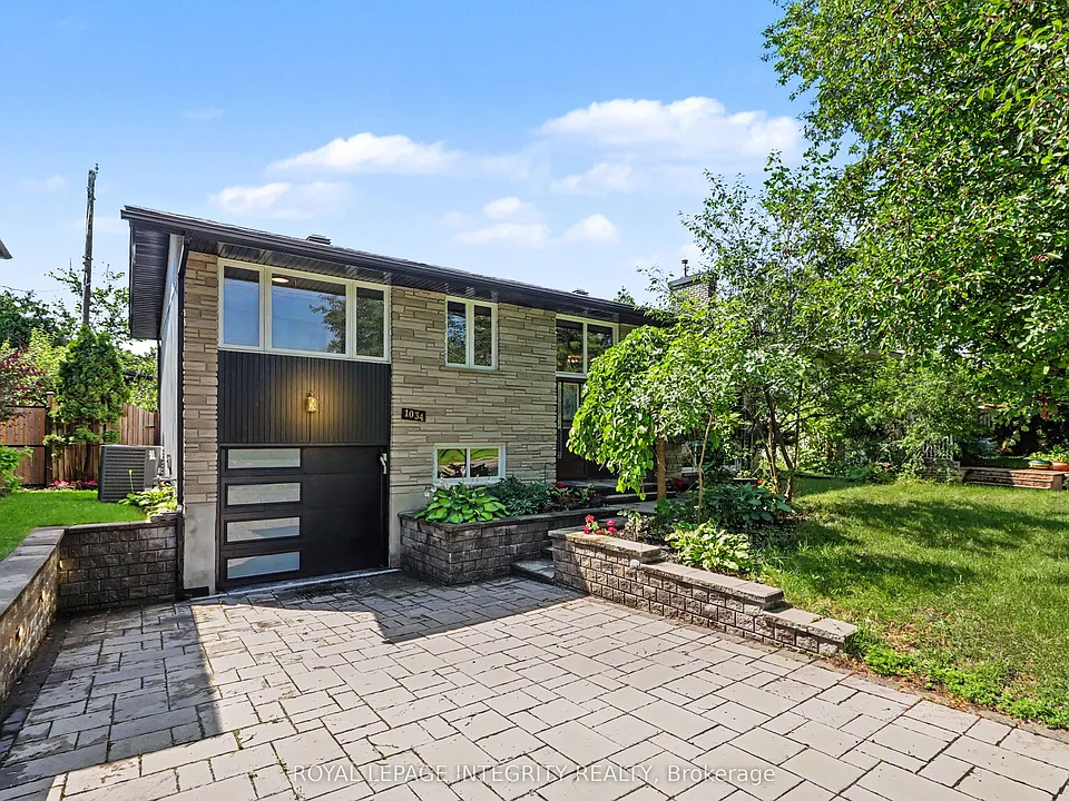 1034 Walkley Rd