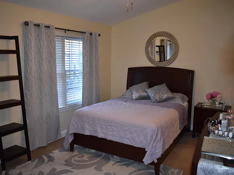 6844 Signature Cir — Photo 10