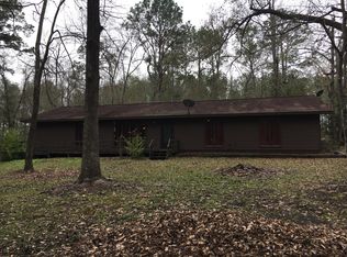 180 Green Briar Dr, Cottonwood, AL 36320