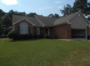 110 Belle Boyd Dr, Raeford, NC 28376