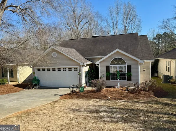 205 Shadow Pond, Dublin, GA 31021