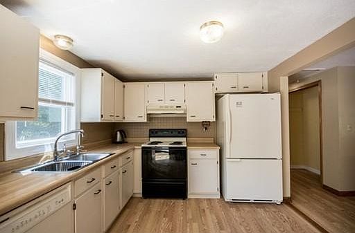 3rd image of 14 Seymour St