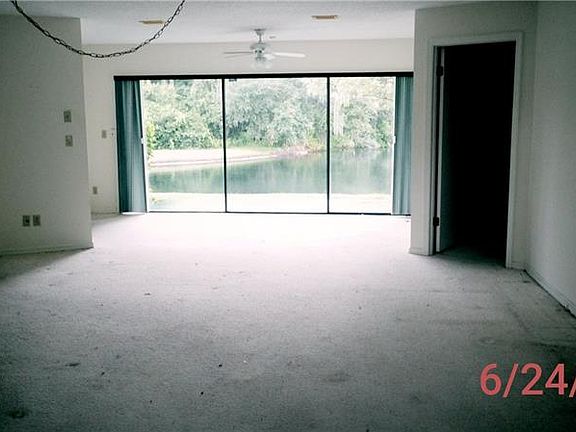 3rd image of 1804 Atrium Dr