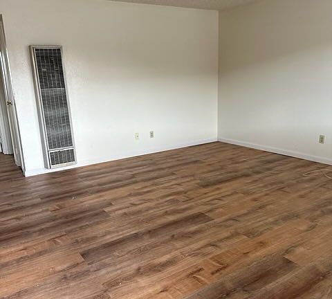 2nd image of 73740 Cactus Dr #B