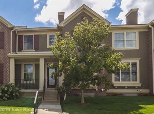 418 S Crescent Way, West Des Moines, IA 50266