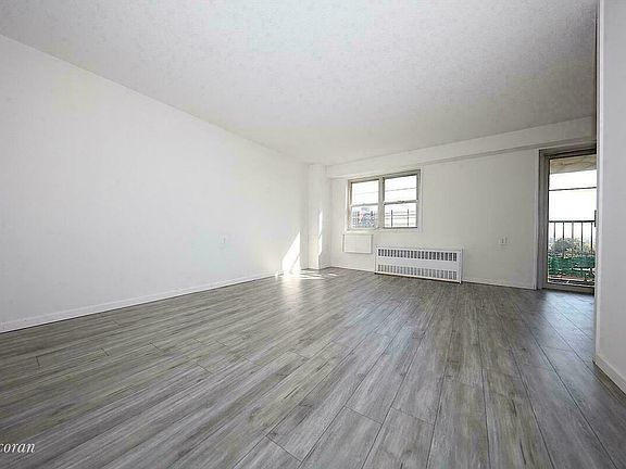 4th image of 4750 59th St APT 4G
