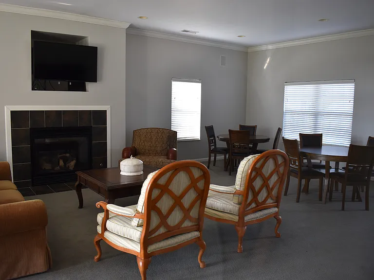 2295 Pinnacle Ct #208 — Photo 8