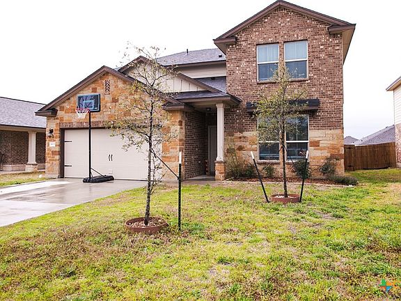 2nd image of 8915 Stonehollow Dr
