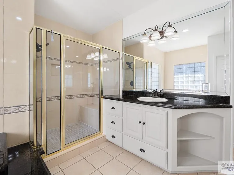 5684 Heron Cove Ln — Photo 19