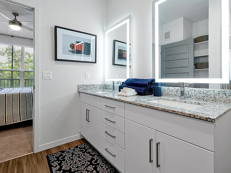 Veer Apartments — Photo 1