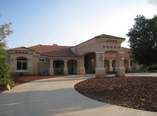 1742 Green Orchard Pl, Riverside, CA 92508