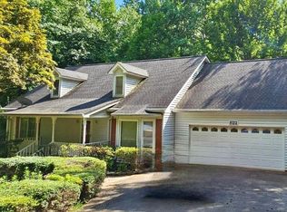 822 Martins Grove Rd, Dahlonega, GA 30533