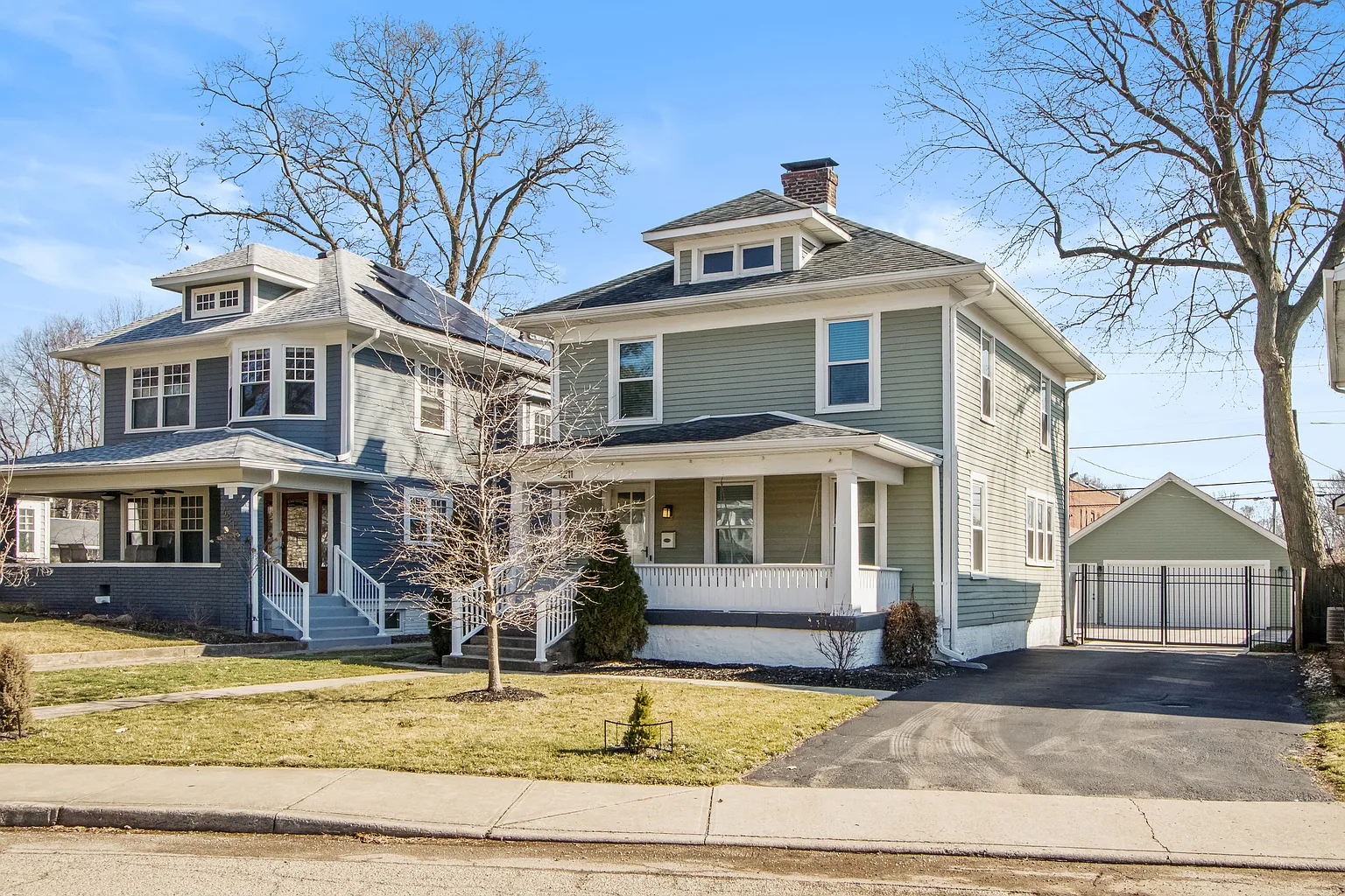 4211 Broadway St photo 1