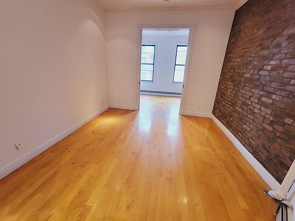 5th image of 212 E 29th St #9A