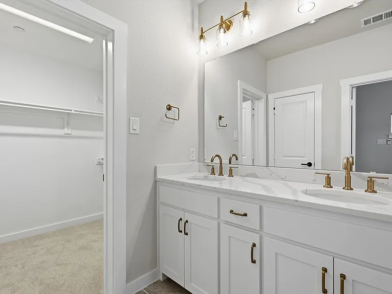 2845 Concord Dr — Photo 18