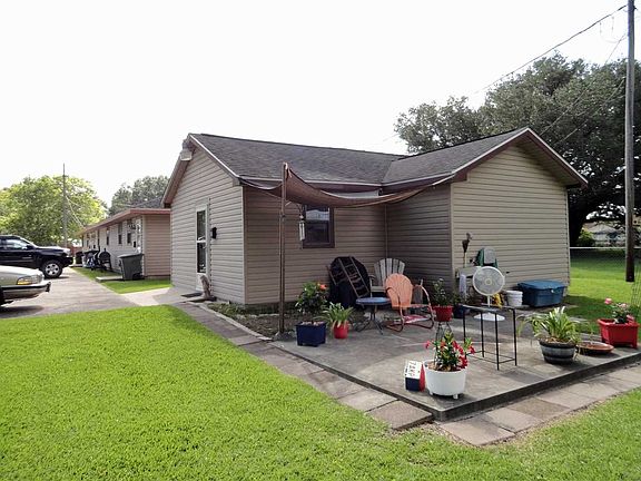 4th image of 1833 Himalaya Ave
