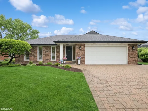 1115 S Vail Ave, Arlington Heights, IL 60005