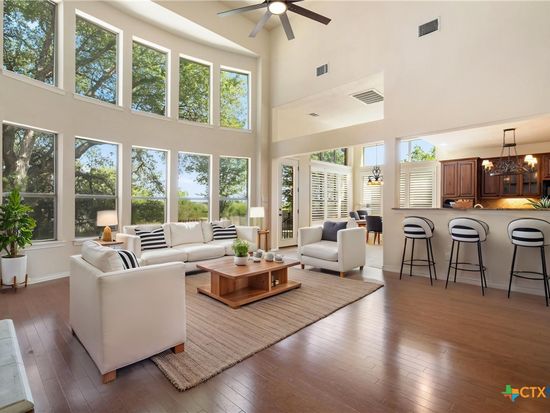 304 Las Colinas Dr, Georgetown, TX 78628