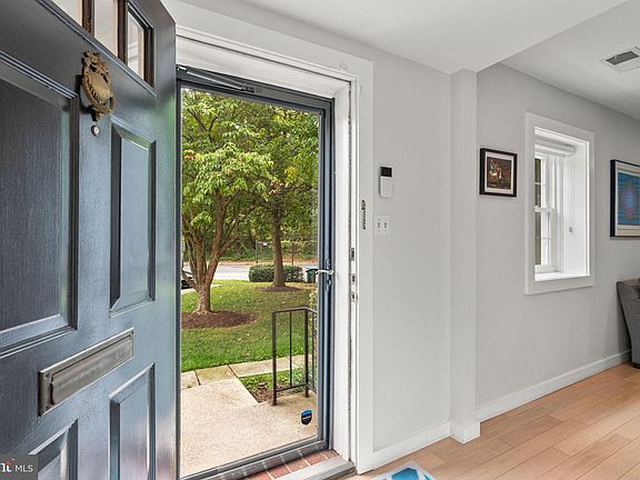 4th image of 6700 Kenwood Forest Ln #52