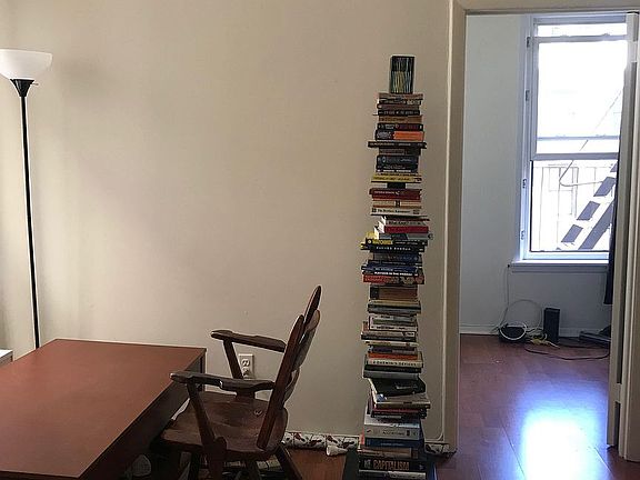 4th image of 337 E 49th St APT 20
