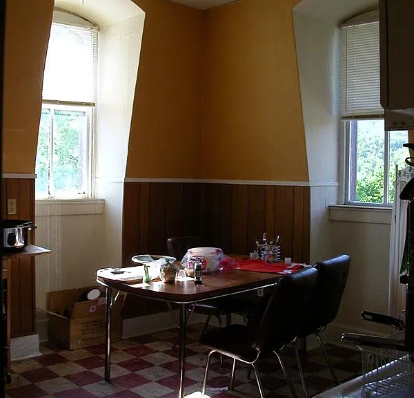 435 N Allegheny St #9 — Photo 2
