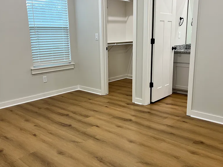 520 Cosmos St — Photo 10