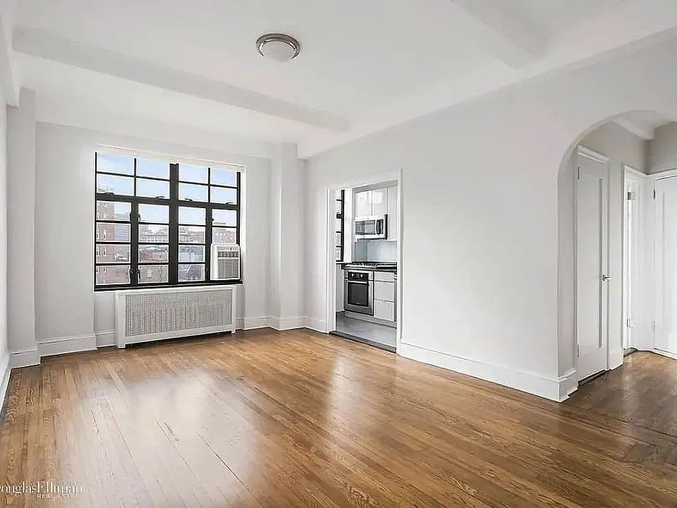 1st image of 10 Sheridan Sq #5D