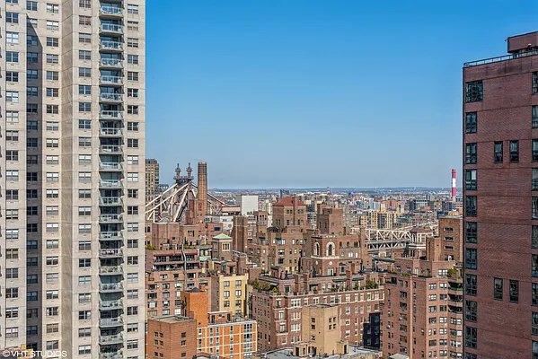 Rented by Compass | media 8