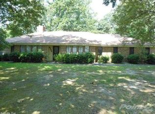 6200 Glenwood Dr, Pine Bluff, AR 71603