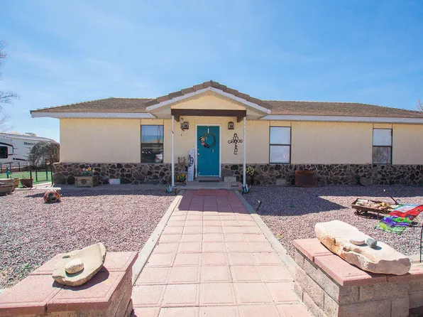 4 Alamillo Rd, San Acacia, NM 87831