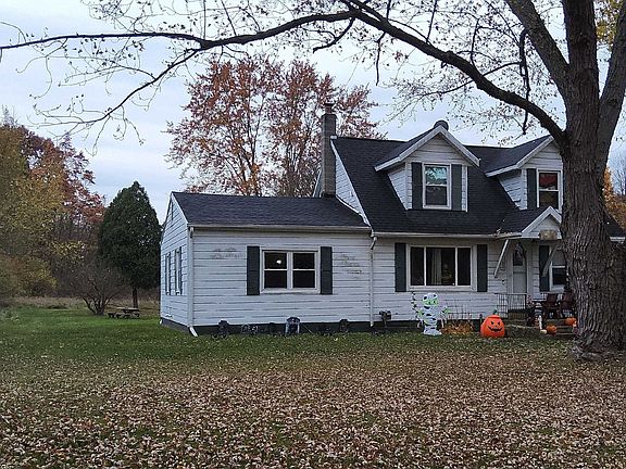 2nd image of 4372 E D Ave